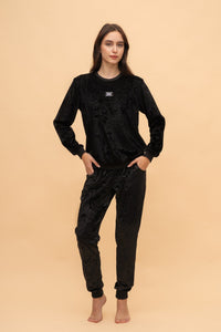 Екип от плюш "Velvica" (Черен)