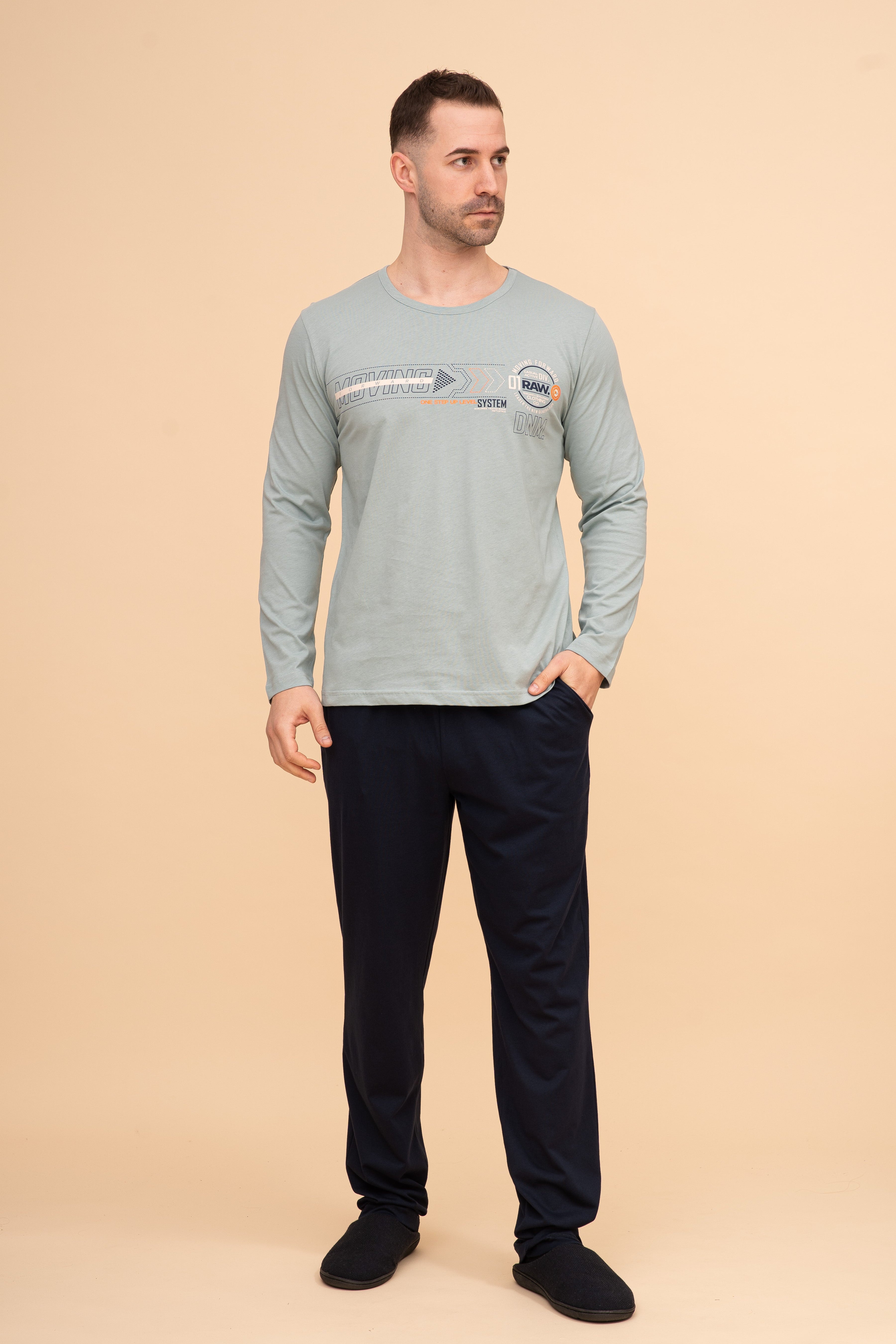 Мъжка пижама "Moving Forward" (Светло зелена)