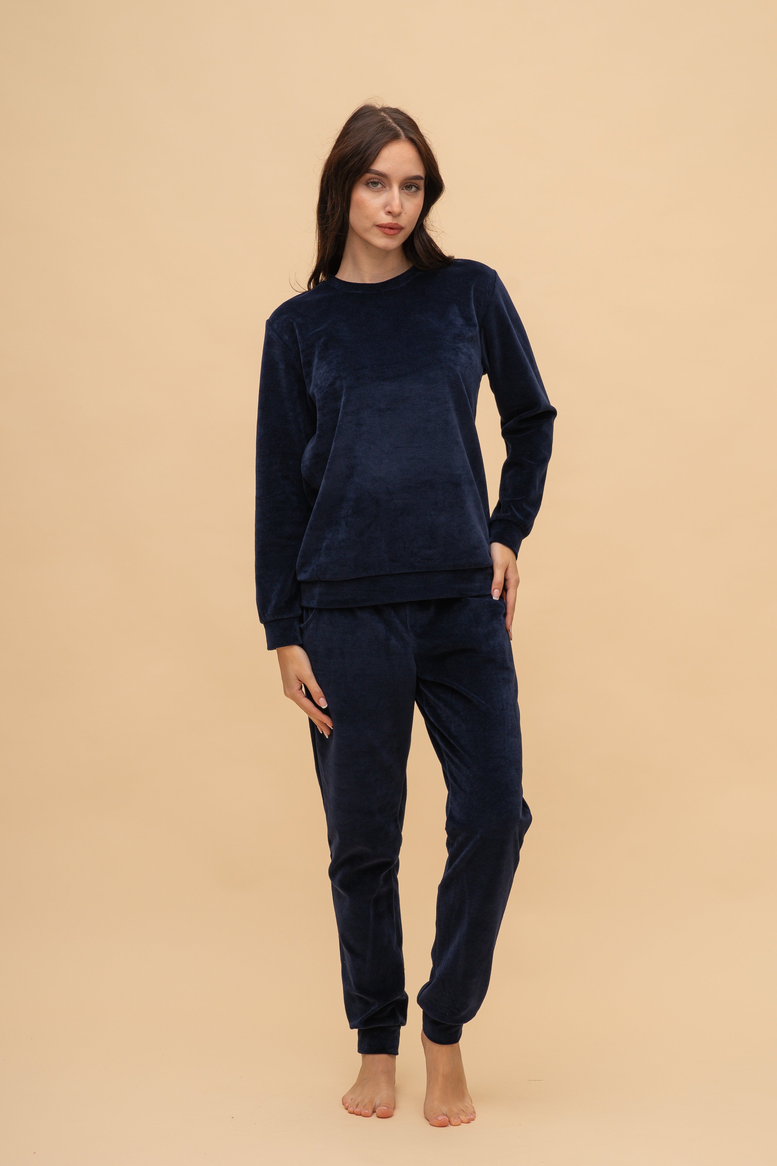 Екип от плюш "Velvica" (Тъмно син)