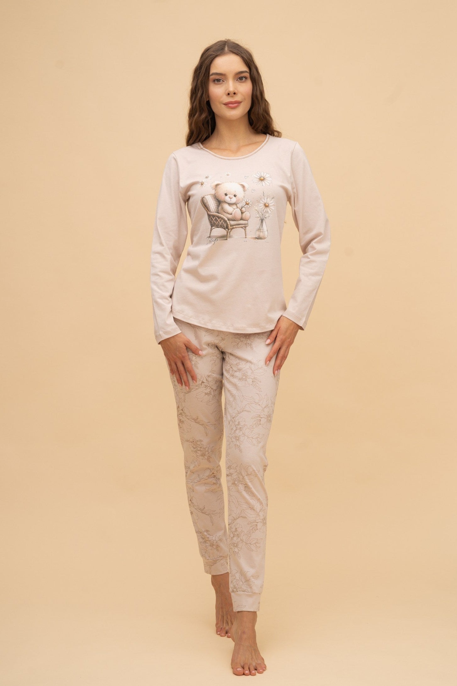 Long-sleeved pajamas "Daisy Bear" (Beige)