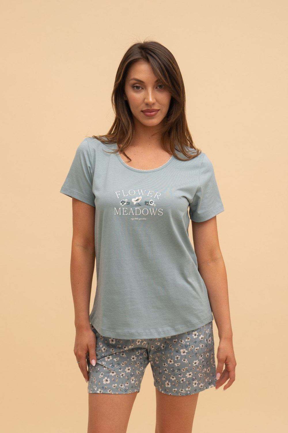 "Flower meadows" short-sleeved pajamas
