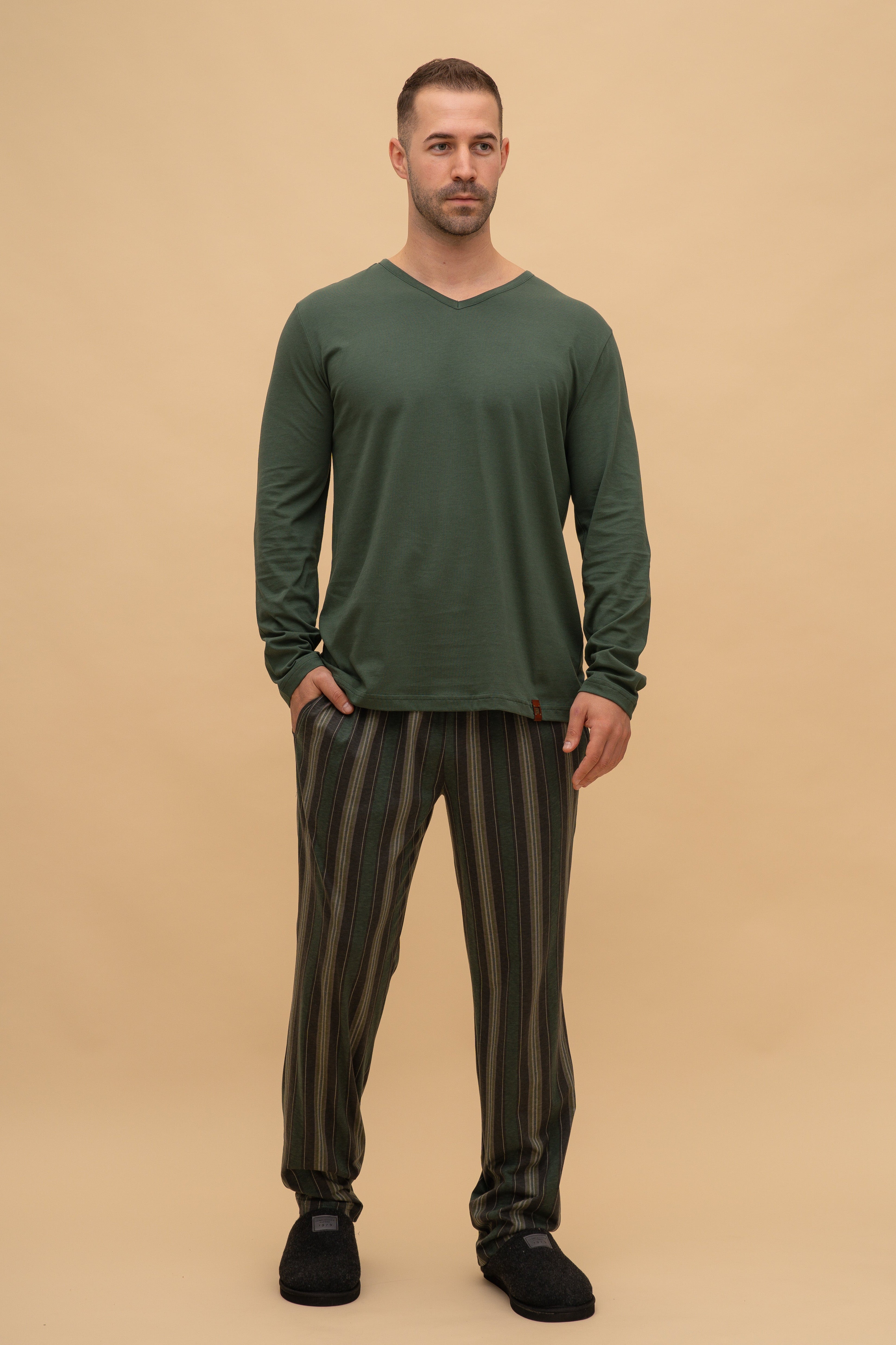 Мъжка пижама с панталон на райе (Зелена)