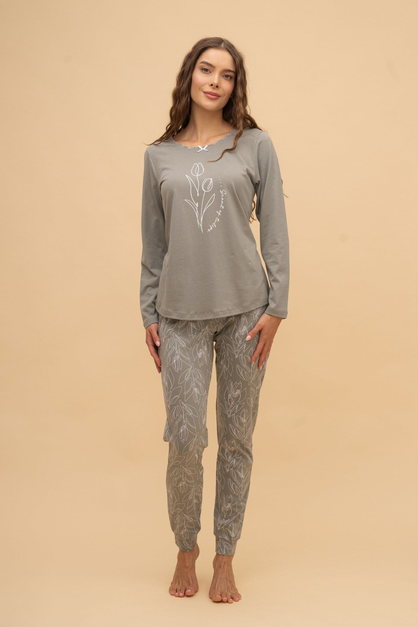 Long Sleeve Pajamas "Scent of Tulips" (Green)